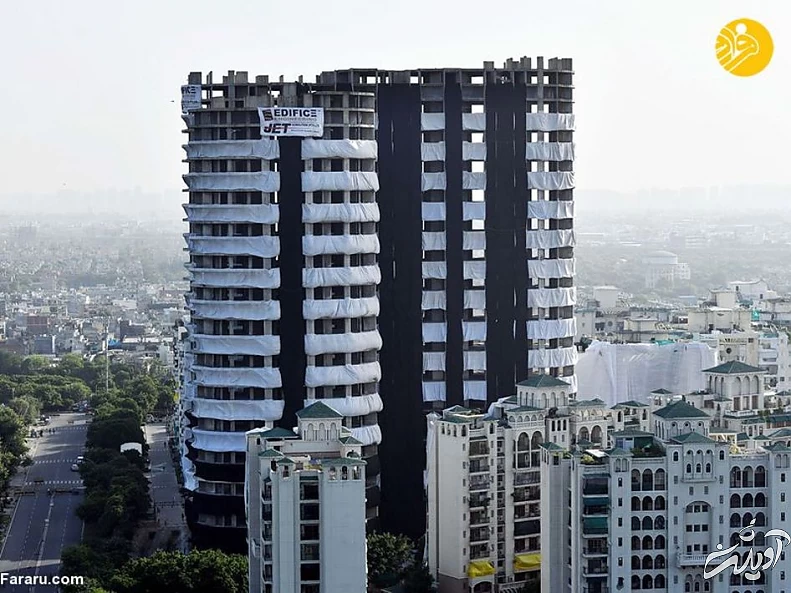 (ویدئو) کمتر از ۱۰ ثانیه؛ تخریب دو آسمان‌خراش غیرقانونی با مواد منفجره